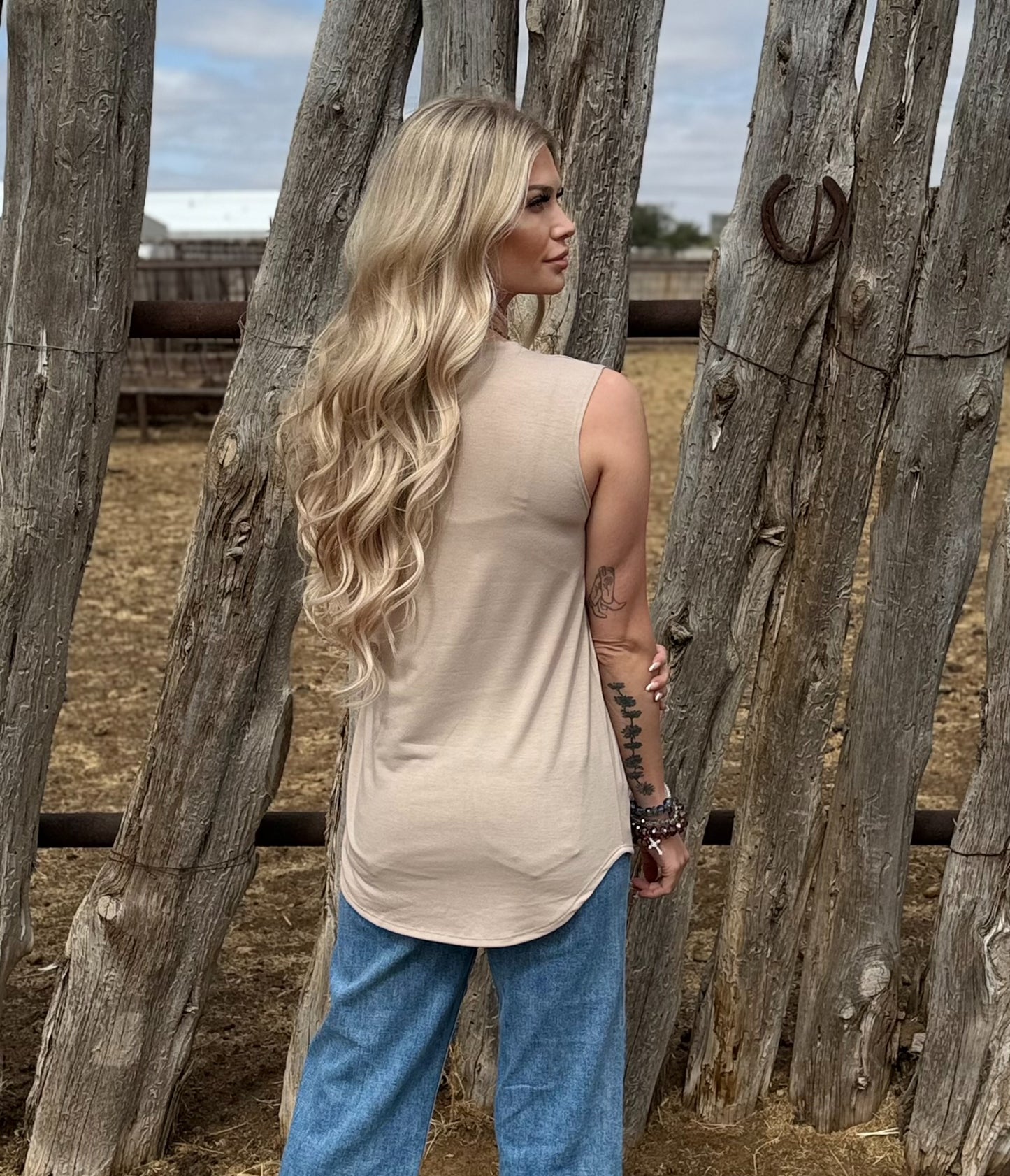 BOOT STITCHED TANK TOP