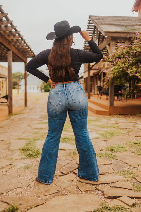 PETRA FLARE JEANS