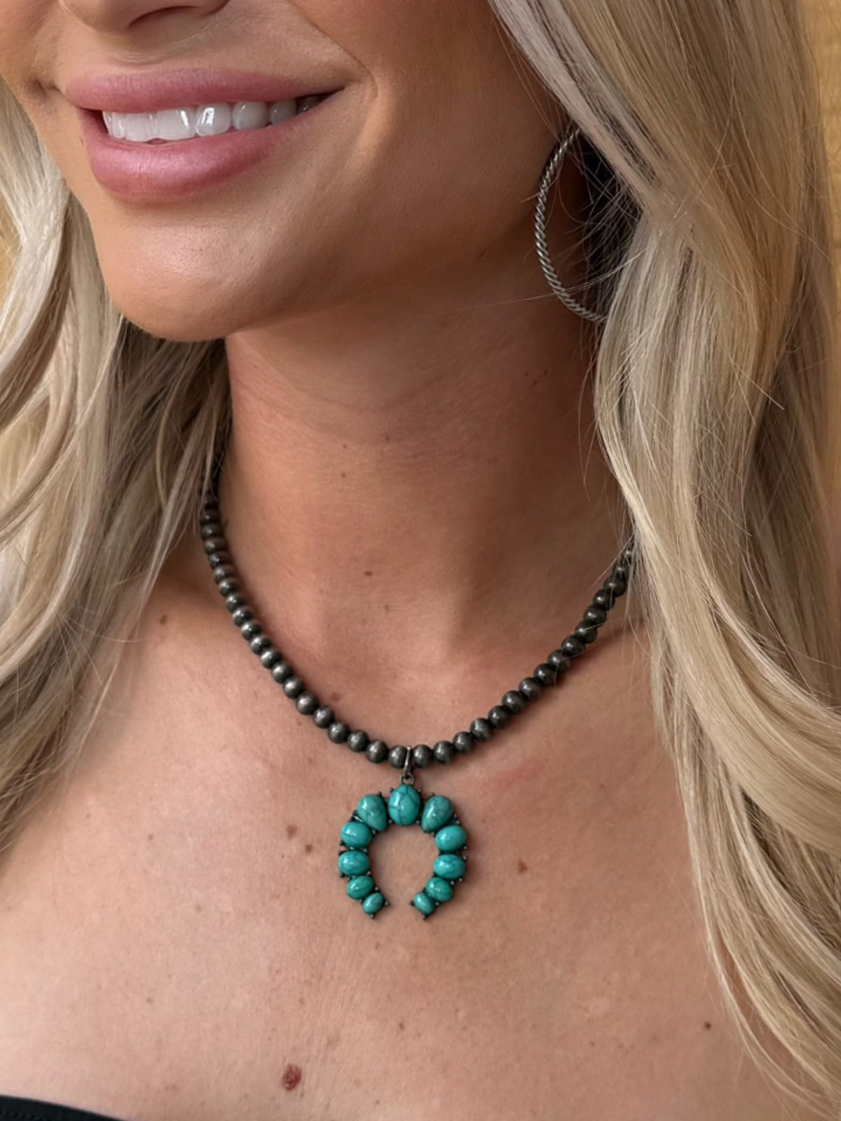TURUOISE TRAIL NECKLACE