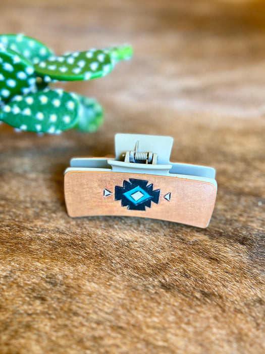 WESTERN AZTEC LEATHER CLIP