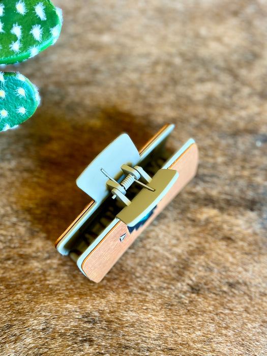 WESTERN AZTEC LEATHER CLIP