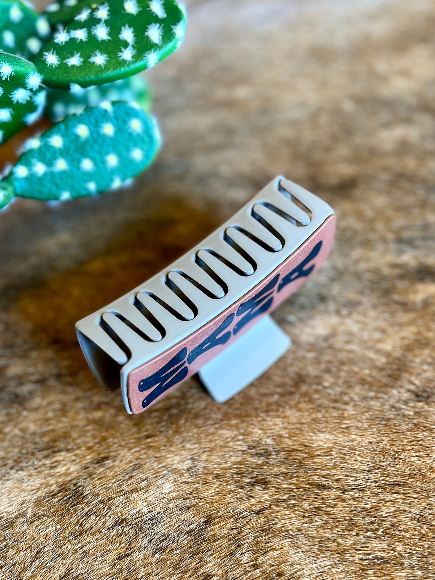 WESTERN MAMA LEATHER CLIP