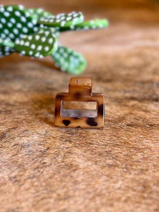 BROWN LEOPARD HAIR CLIP