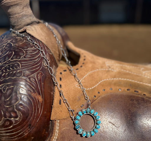 TURQUOISE CLUSTER ROUND NECKLACE WITH PAPERCLIP CHAIN